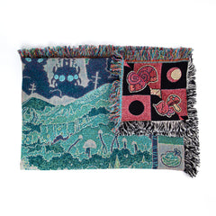 //merch.devolverdigital.com/cdn/shop/files/COTL-blanket-throw_View-2_1024x1024.jpg?v=1693389838 Cult of The Lamb Blanket - The One Who Waits