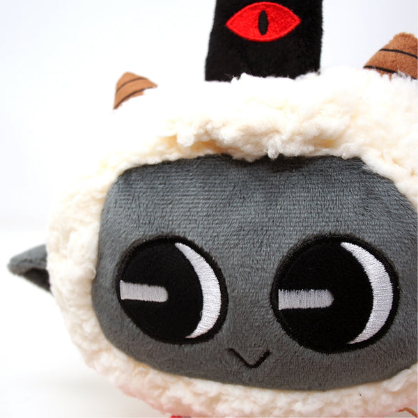 Kawaii Larry the Lucky Lamb Plushie: Adorable Fluffiness!